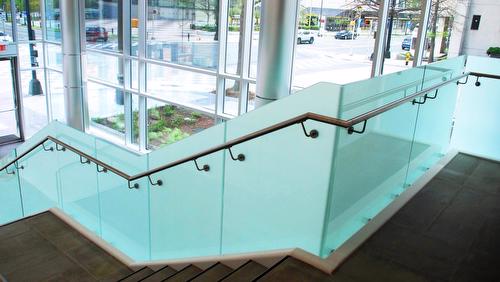 glazed glass railing on a stairway